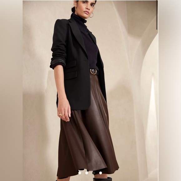 Banana Republic Brown Vegan Leather Midi Skirt - Picture 1 of 2